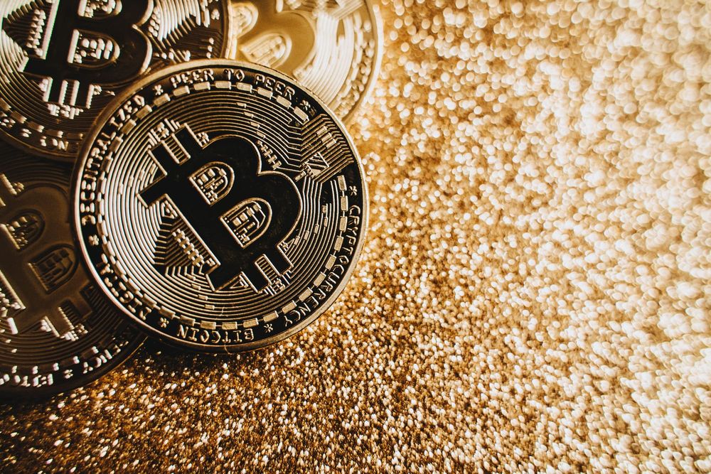 Cryptomonnaies à fort potentiel pour investir en 2026 : Bitcoin, Ethereum, Solana et altcoins majeurs