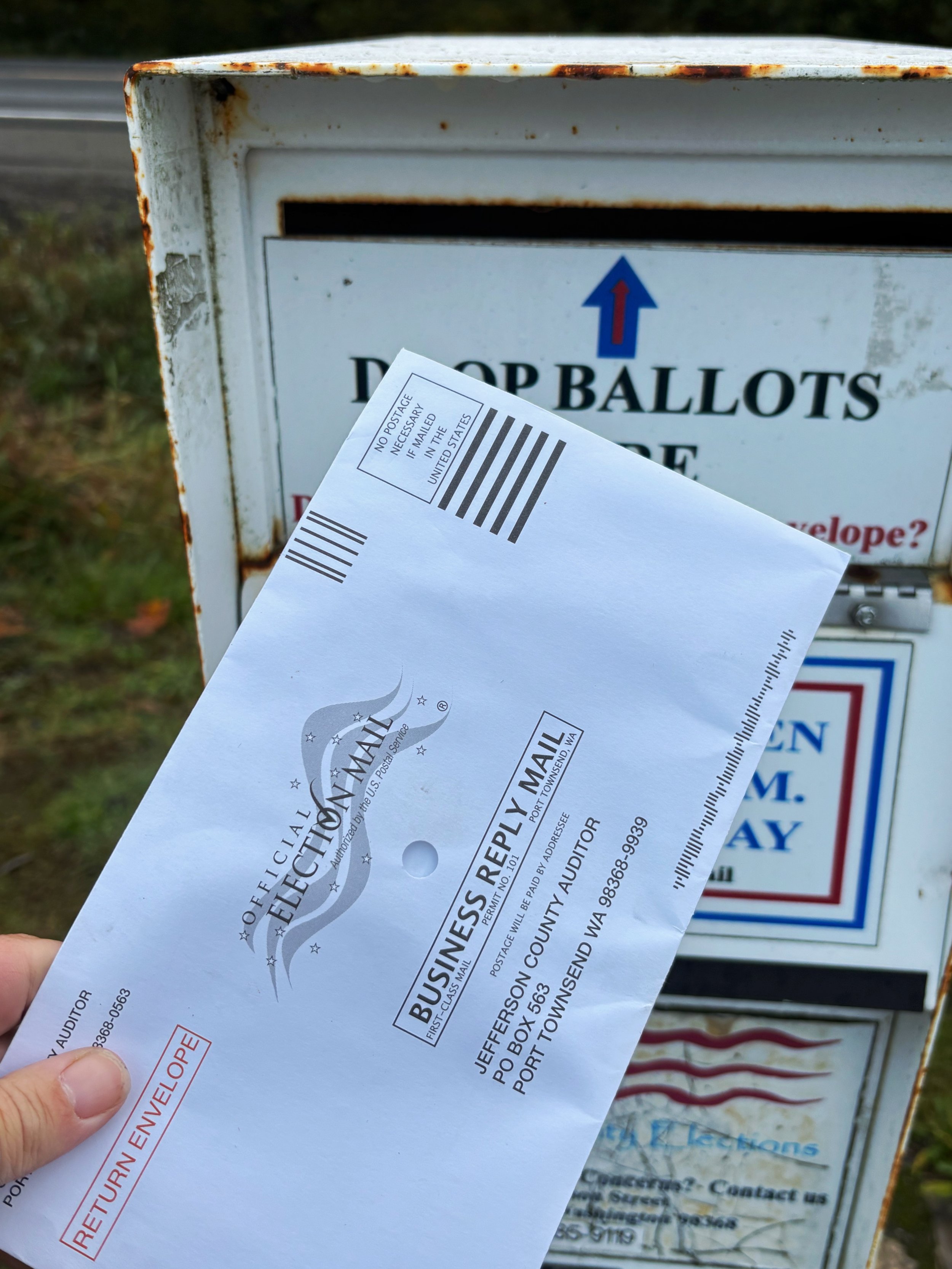   Photo by Nhatt Nichols  