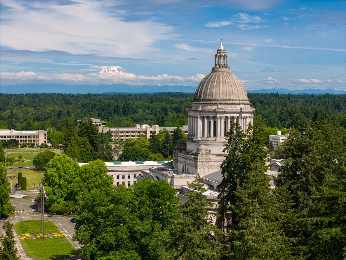 Photo of the Capitol Building in Olympia, Washington 