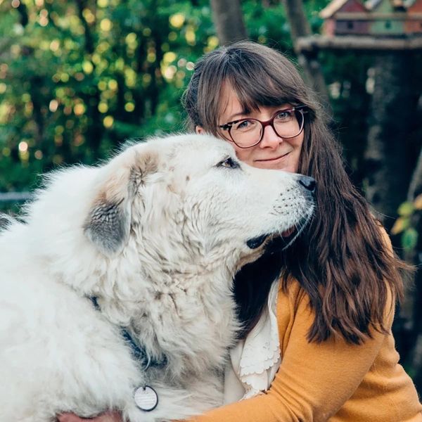 Picture of Erika Wurm and a dog 