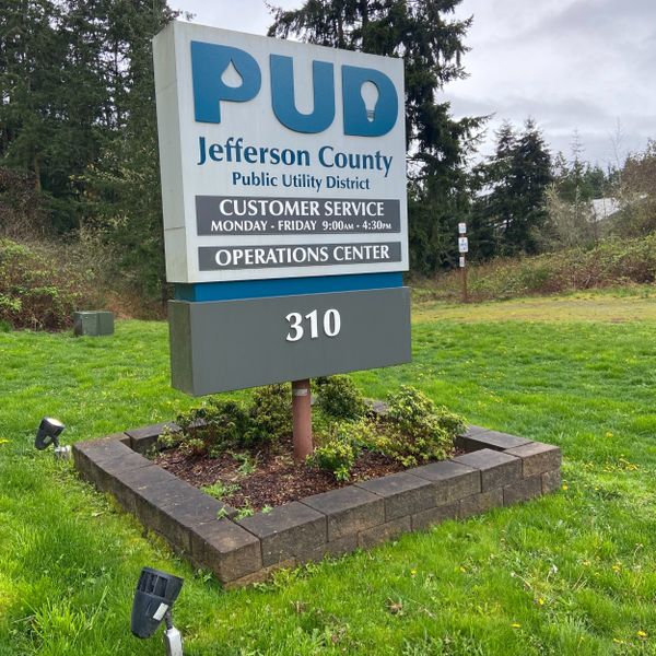 Jefferson PUD works through difficult funding and policy conditions to build community-based digital inclusion and economic transformation