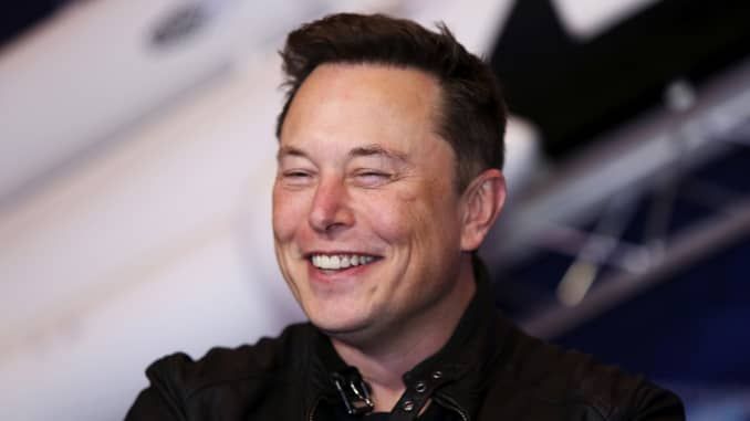 Tesla inwestuje 1,5 miliarda dolarów w bitcoin