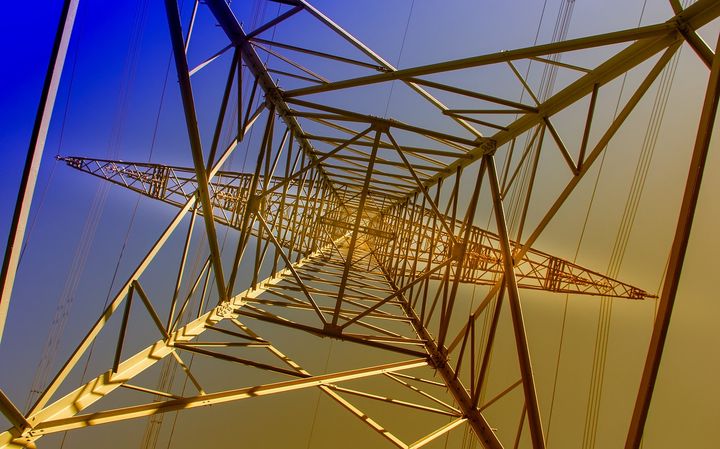 Blockchain wspiera rozwój energetyki peer-2-peer