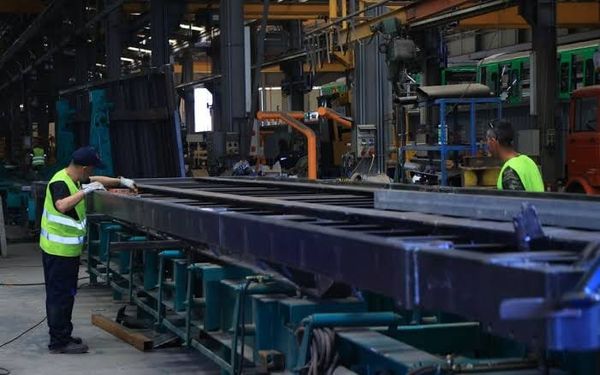 Manufacturing sector expands for the second consecutive month