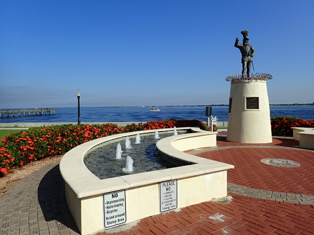 Ponce De Leon harborwalk