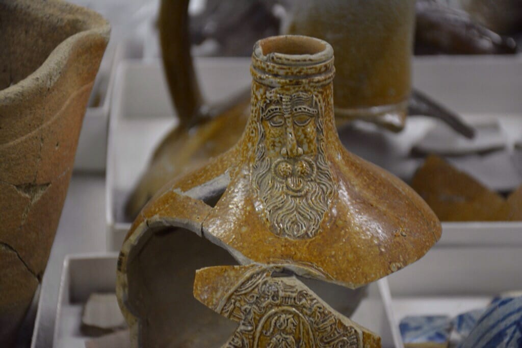 German jug Jamestowne