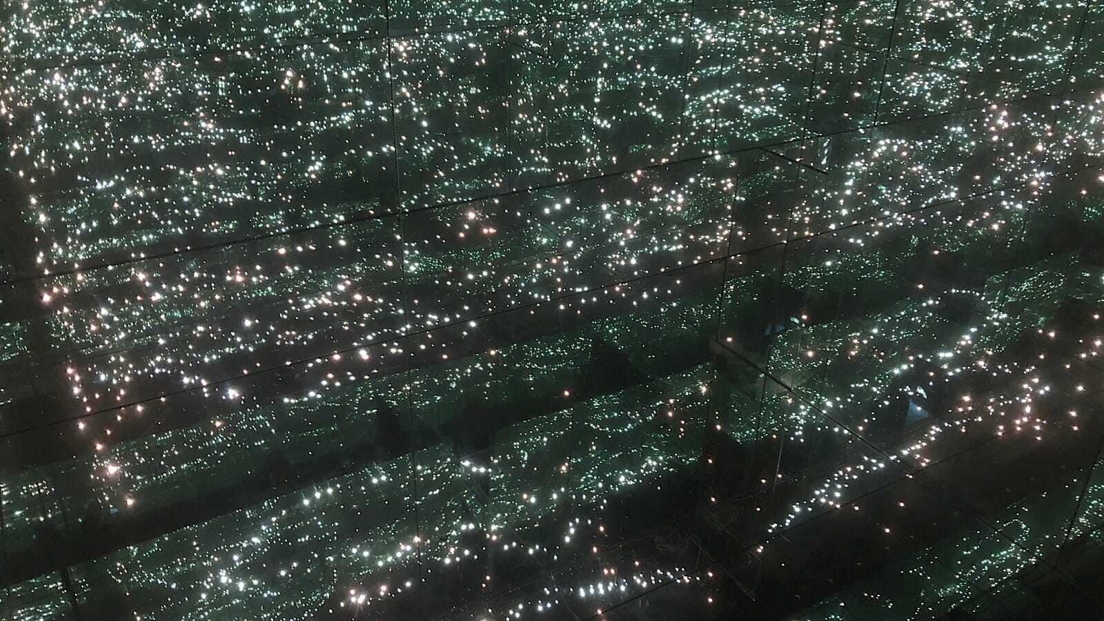 Armstrong Air & Space Museum star mirrors