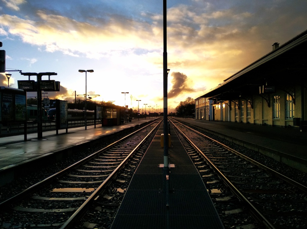 A view east along train tracks at Struer station.