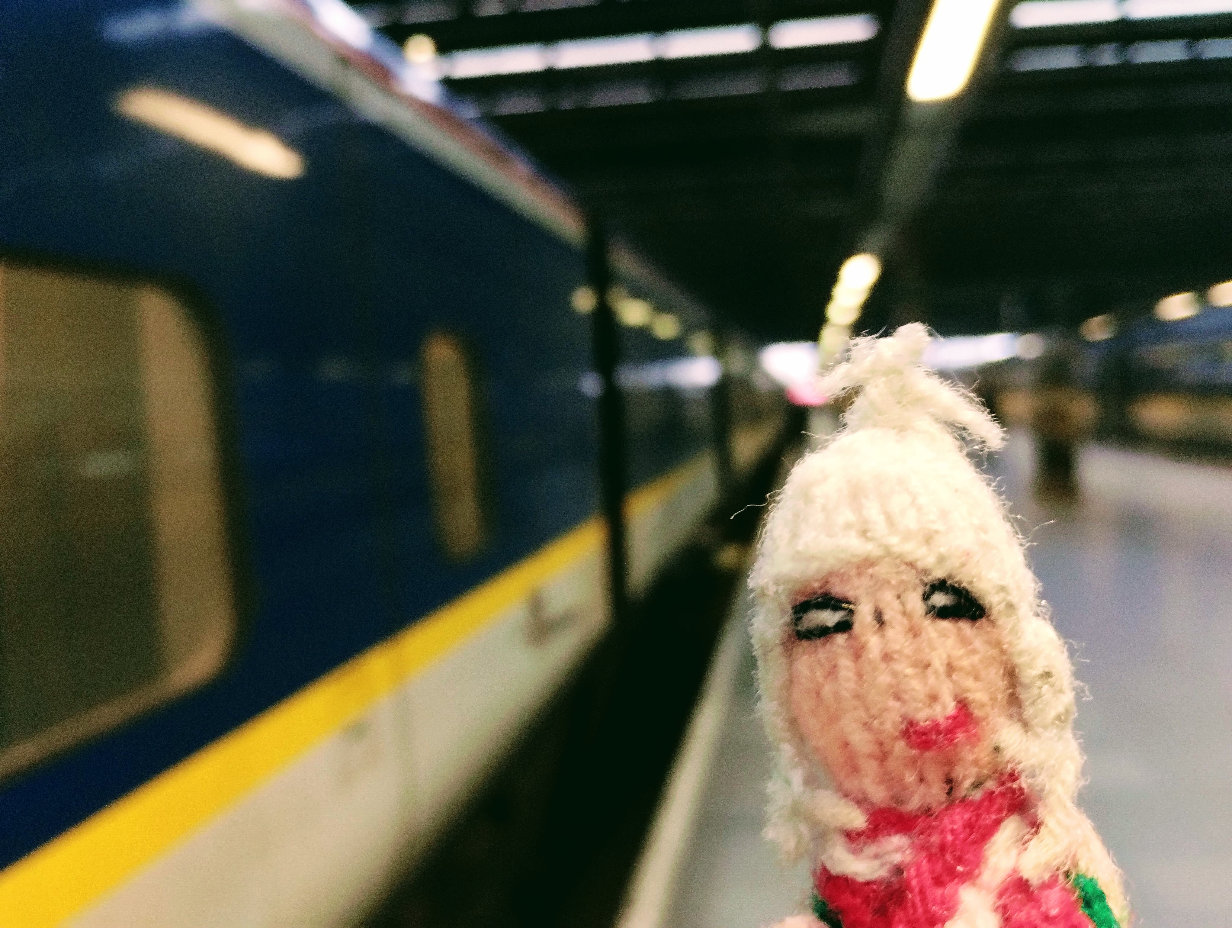 Finger puppet once again overcome with excitement at the prospect of a journey on a Eurostar e300.