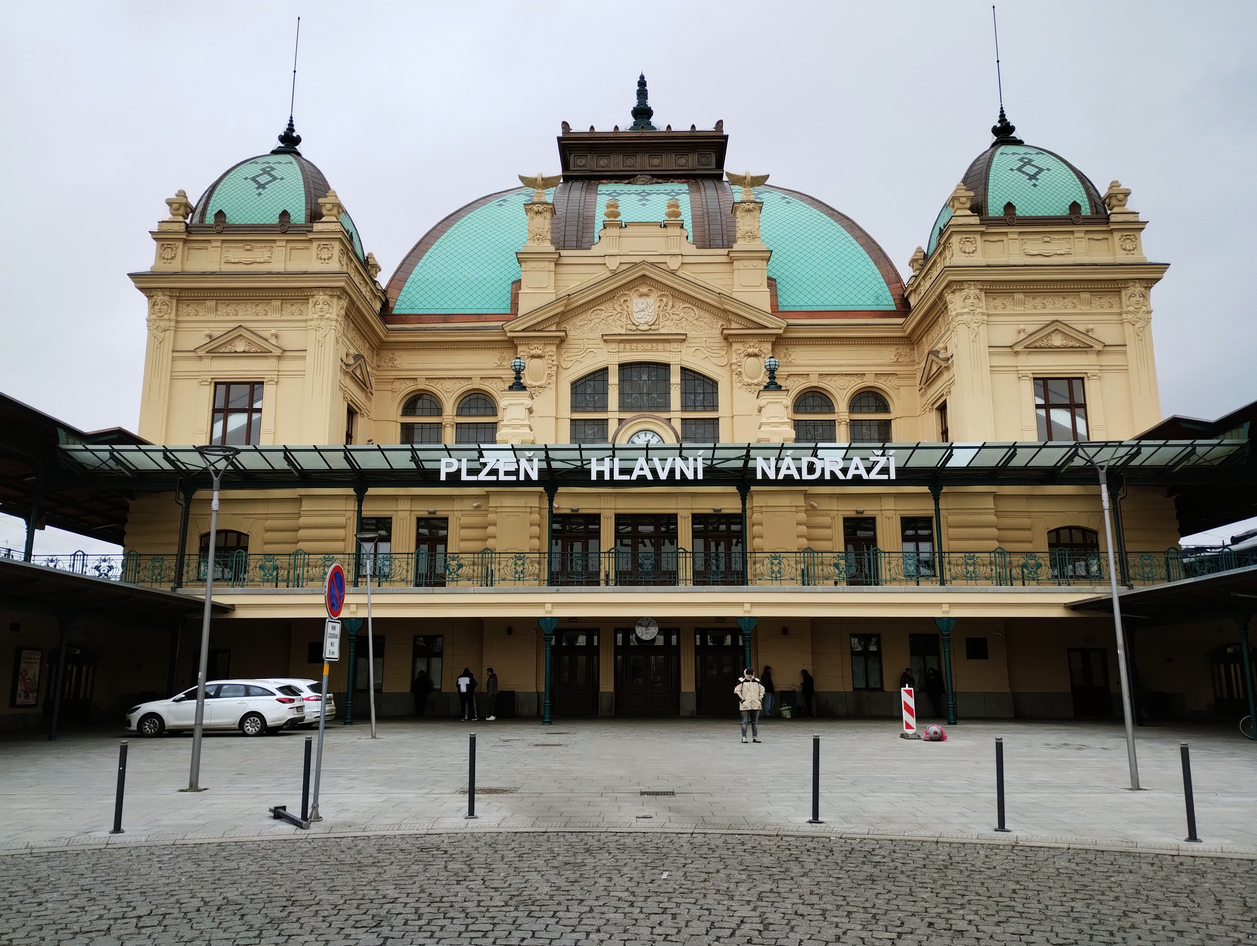 Plzeň Hlavní Nádraží is an Art Nouveau construction with large domes.
