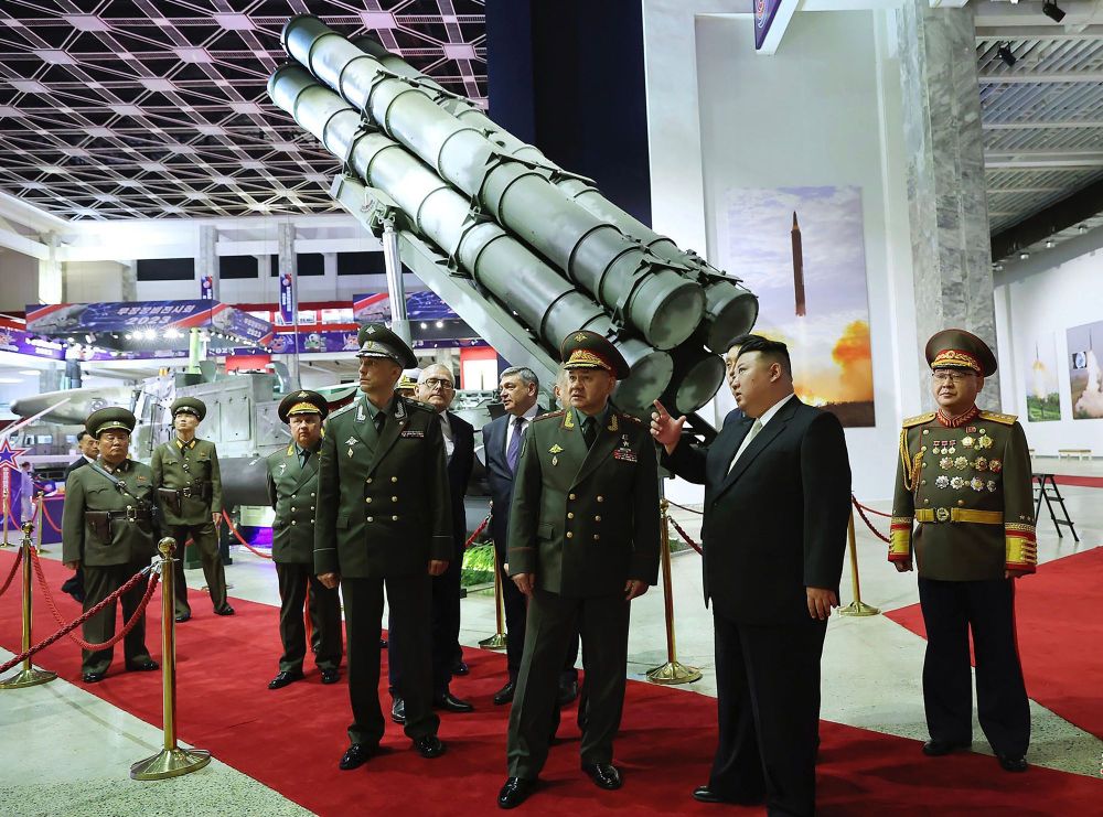 North Korea Aids Russia in Ukraine War with Munitions Supply post image