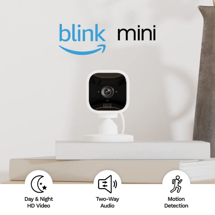 Blink Mini – Compact indoor plug-in Smart Security Camera