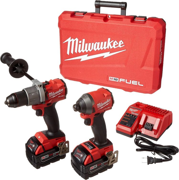 Milwaukee Electric Hammer Drill/Impact Driver Kit