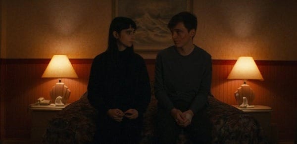 GDLRro0a4AAIzg- (825×400)