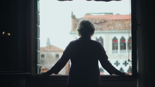 Inside a Childhood Home on the Grand Canal in Venice