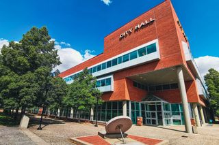 Medicine Hat council approves committee appointments, rezoning for Saamis Heights row housing
