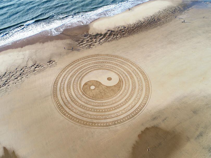 Biohacking yin/yang