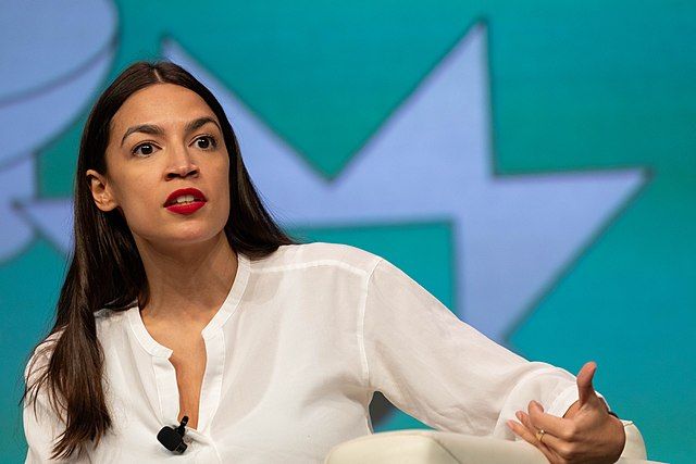 🗳️ AOC är första superinternet-politikern