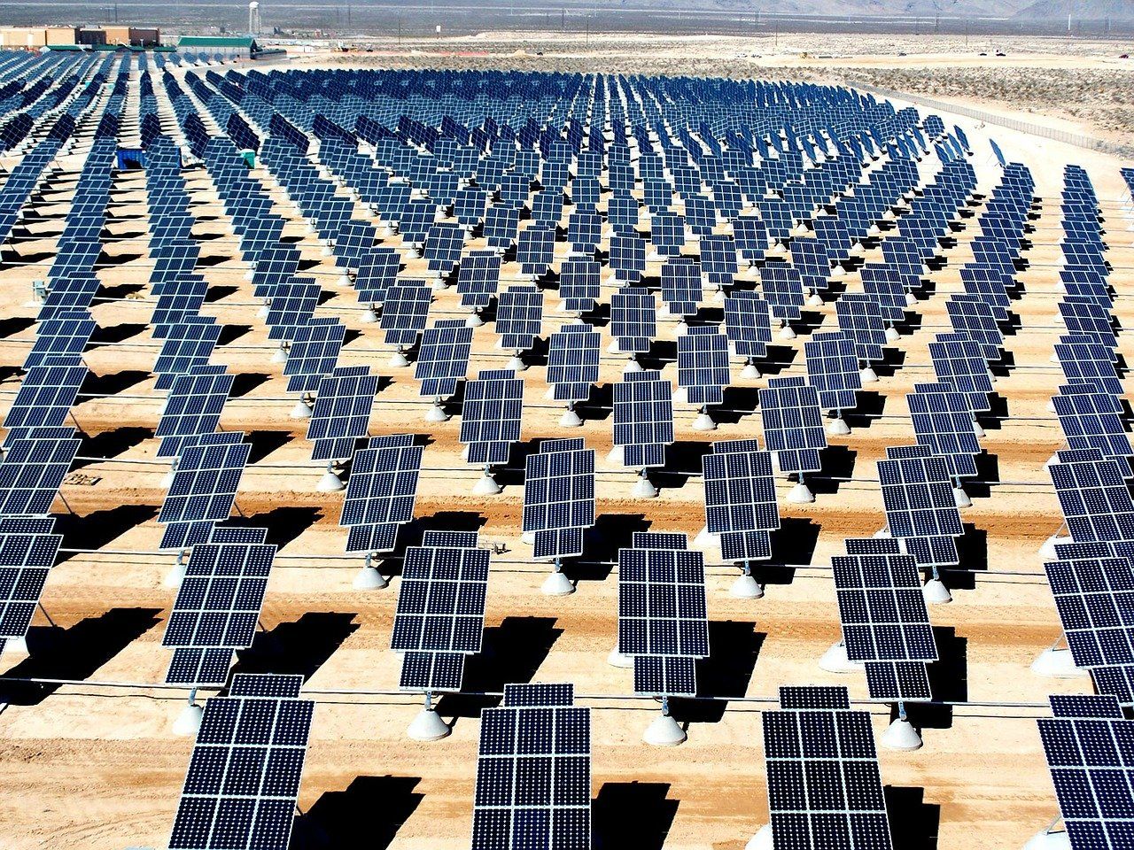 Solenergi står för nära hälften av all ny elkraft i USA i år