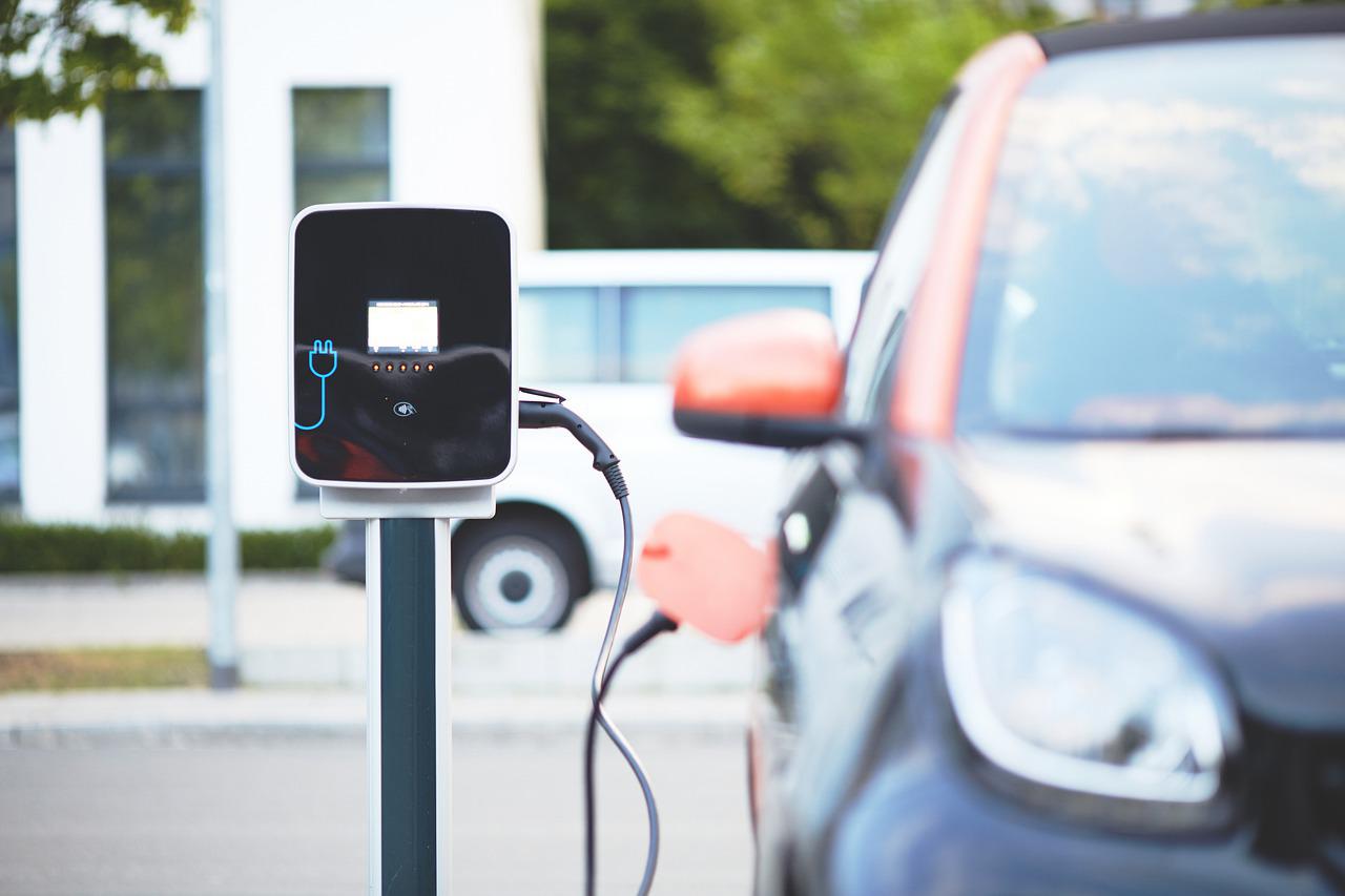 🚗 AI kan få ut mer av batterierna i elbilar
