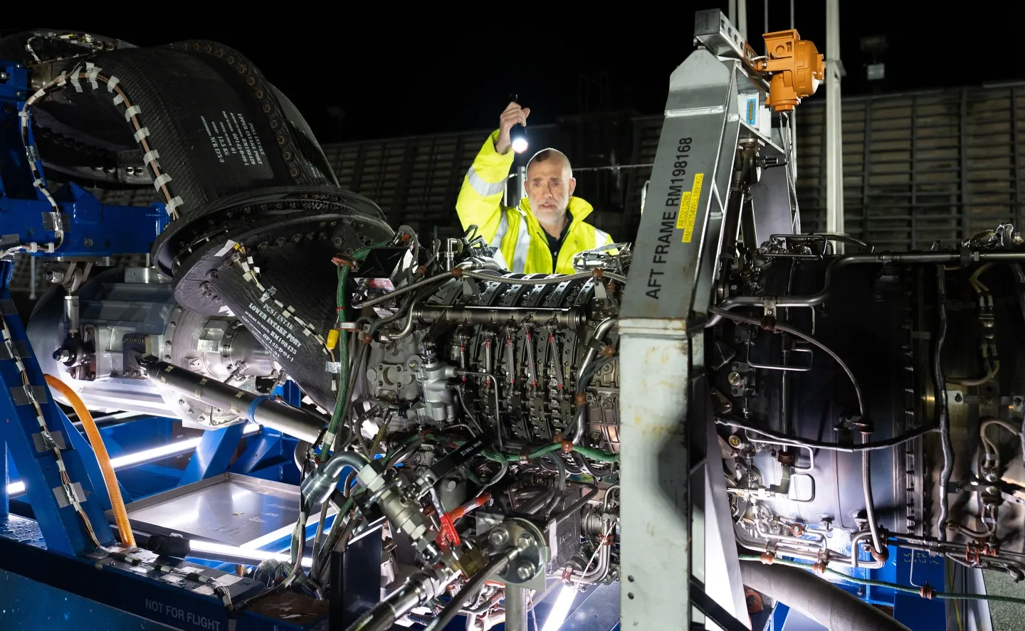 ✈ Rolls Royce bygger flygmotor som går på vätgas
