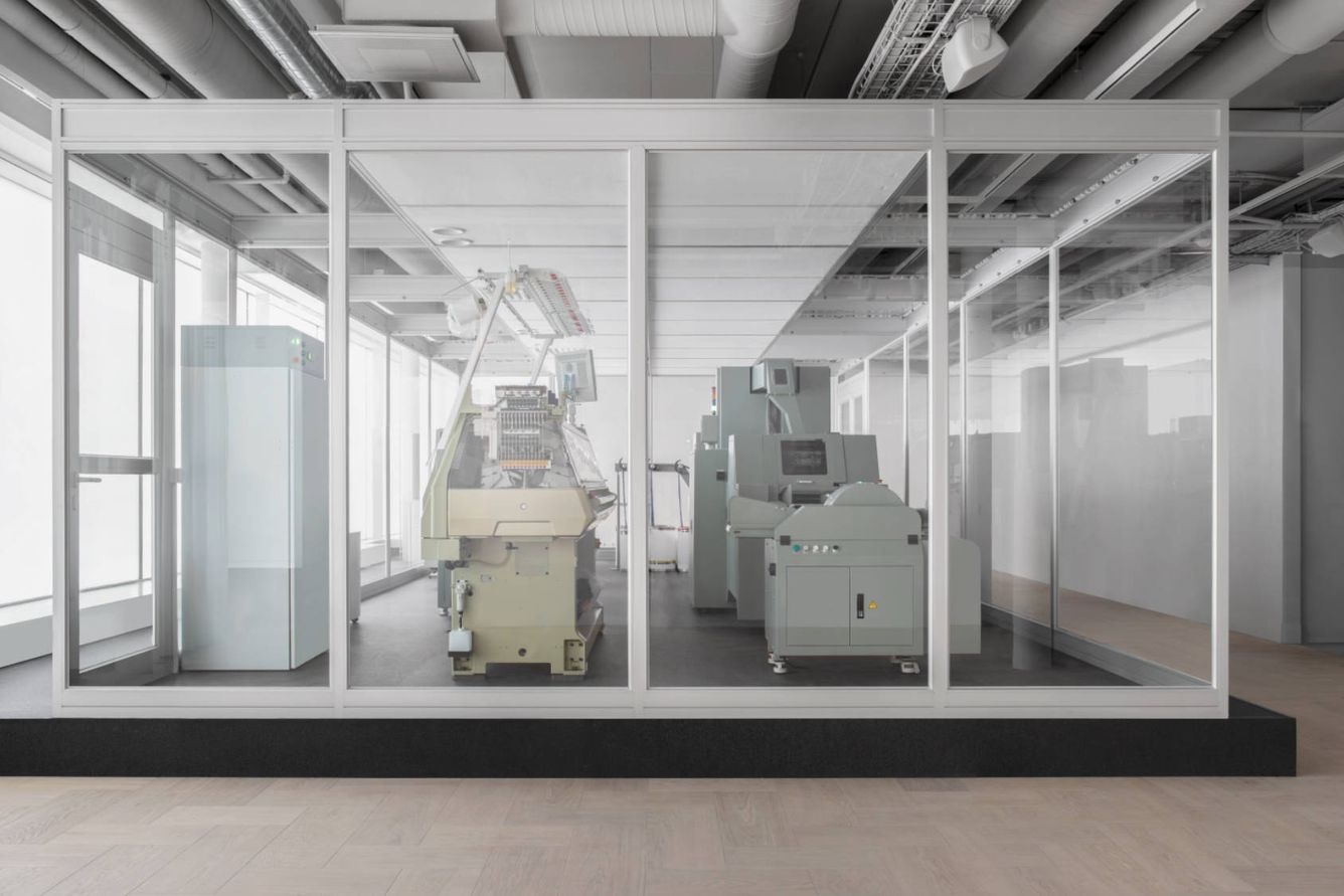 👕 Nu kan H&M återvinna kläder direkt i butiken