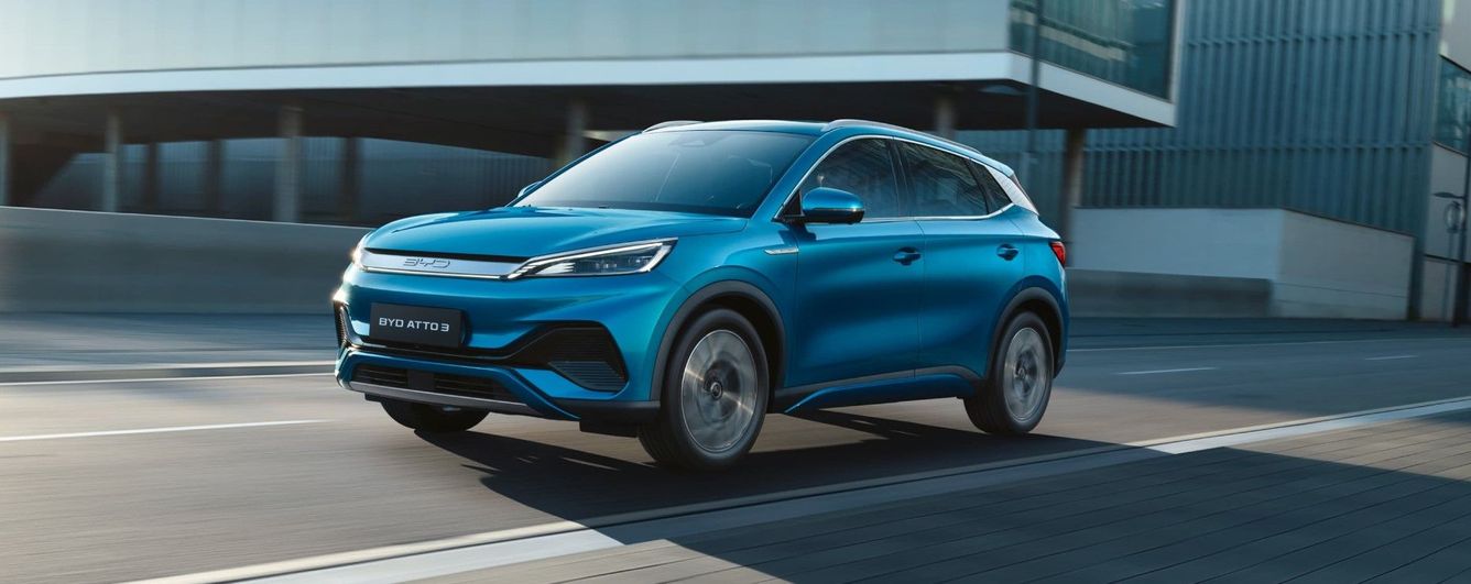 🚗 Rekordjuli för elbilar – iskallt säger branschen (som vanligt)