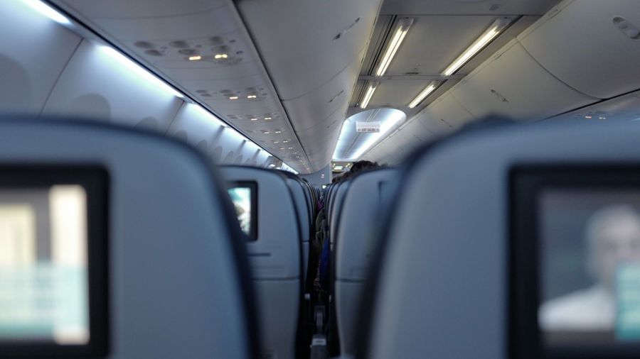 Architecting a web app to "just work" offline