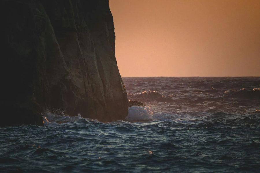 11 Proven ways to boost remote team communication