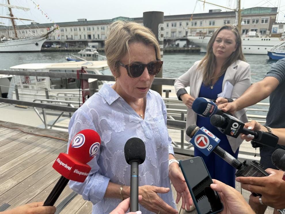 Maura Healey Slams ICE After Fatal Shooting During Maine Immigration Stop