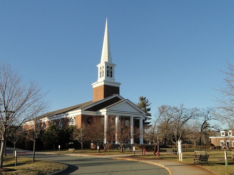 Gordon College revives community service following controversy