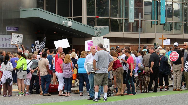 Pro-life advocates urge action