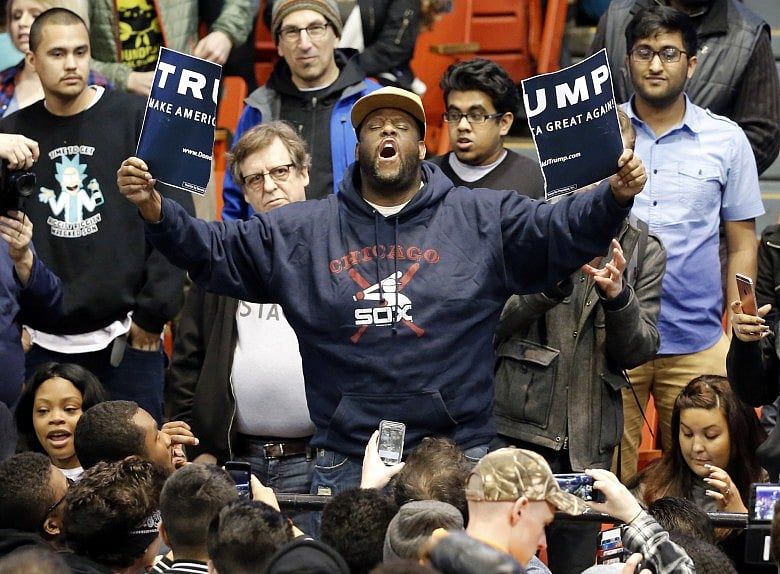 Trump calls off Chicago rally over security concerns