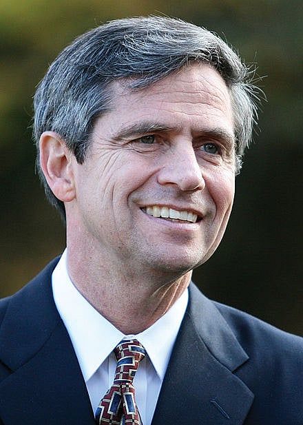 Longshot Democratic Presidential Candidate Walking Across New Hampshire
