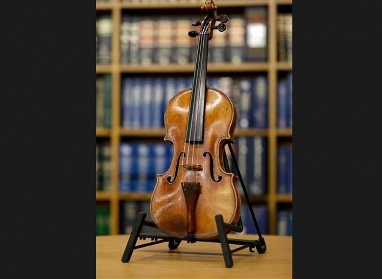 Suspected violin thief said nothing to ex-wife about Stradivarius