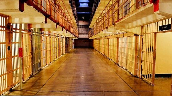Socialists Call For Abolishing Prisons