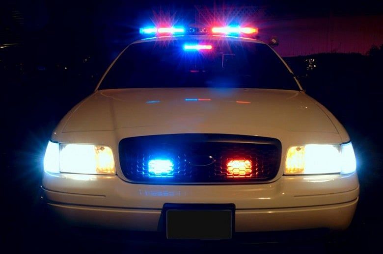 Cop sends flowers to crying woman she stopped for speeding
