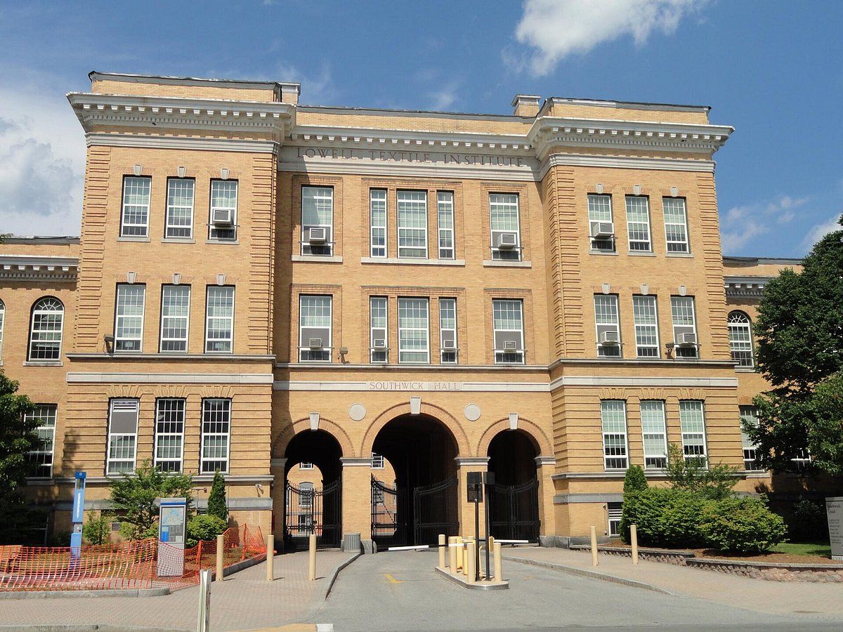 UMass-Lowell faces lawsuit spawned from affair gone bad