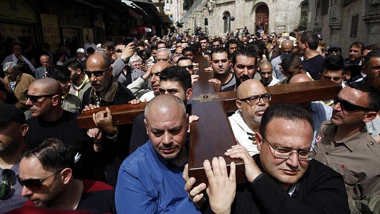 Thousands trace Jesus’ footsteps on Good Friday in Jerusalem