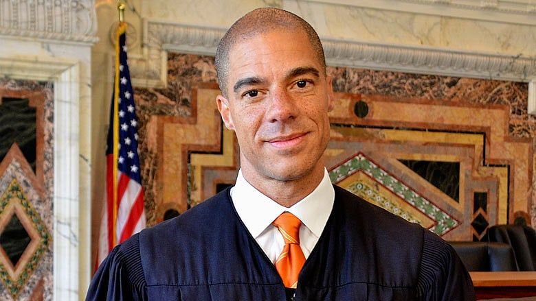 Obama narrowing list of possible Supreme Court candidates