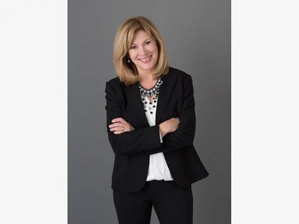 Beth Lindstrom:  Curling Towards GOP Victory