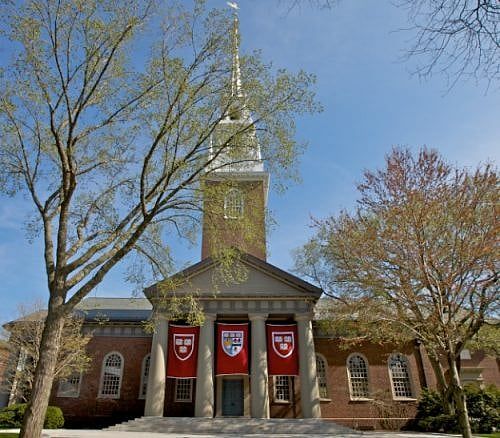 Only 3 Percent of Harvard Faculty Identify As Conservative, Survey Finds