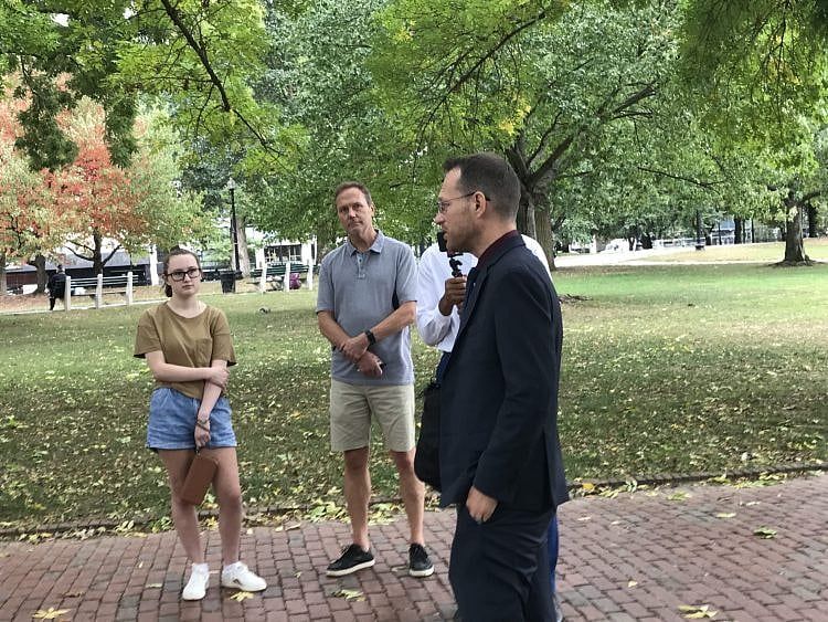 Libertarian VP Candidate:  Let Illegal Immigrants Have Guns