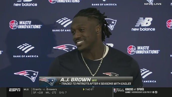 A.J. Brown Says He And Jalen Hurts Drifted Apart, But There’s ‘No Bad Blood’