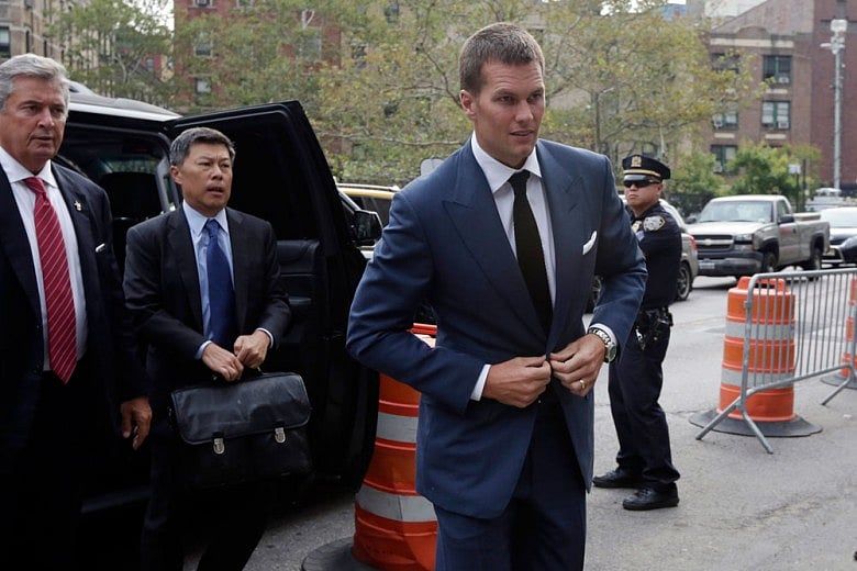 Judge lets Brady play, ruling against NFL in ‘Deflategate’