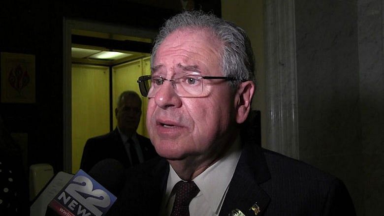 Gun debates roiling Beacon, Capitol Hills