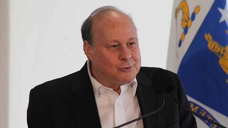 Rosenberg backs away from staffer tweet about ‘real Democrats’