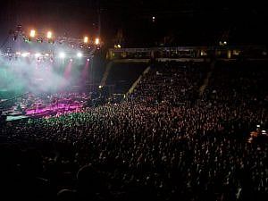 Report:  Suicide Bomber Attacked Concert in Manchester, England