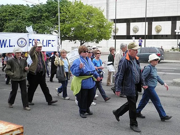 Judge rules pro-life group exempt from Obamacare contraceptive mandate