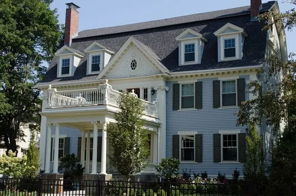 Airbnb Sues Boston Over Restrictions on Short-Term Rentals